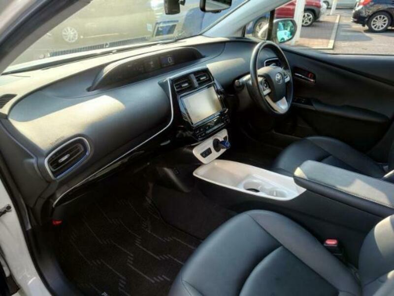 PRIUS-5