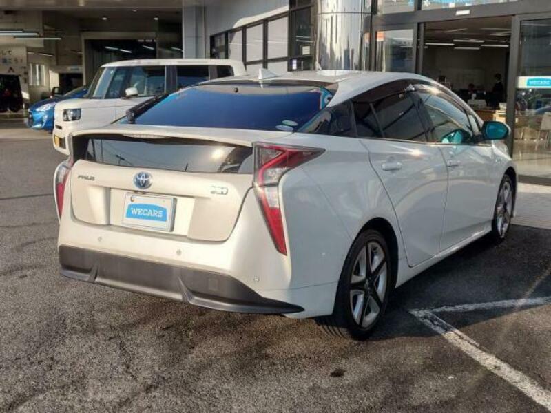 PRIUS-2
