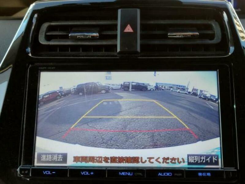 PRIUS-12