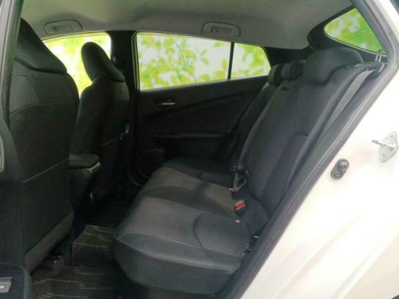 PRIUS-7