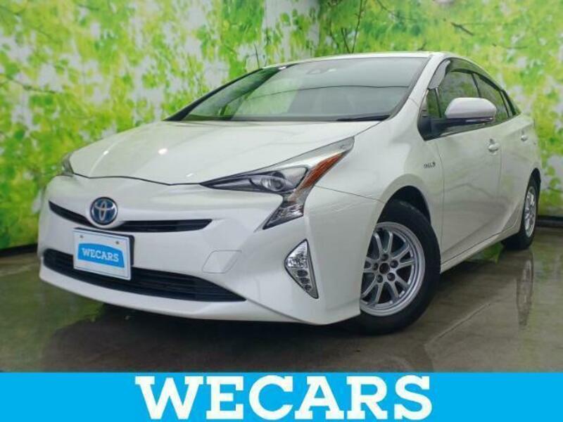 TOYOTA　PRIUS