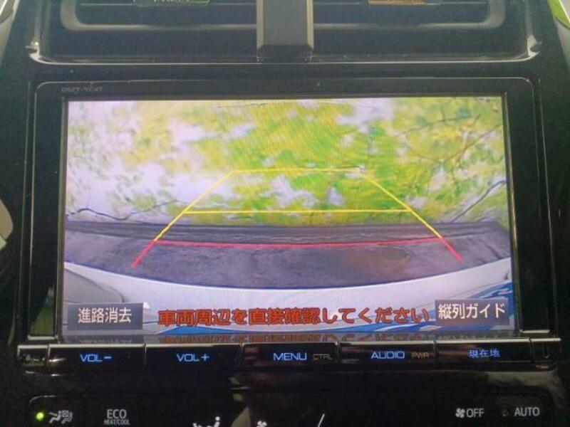 PRIUS-11