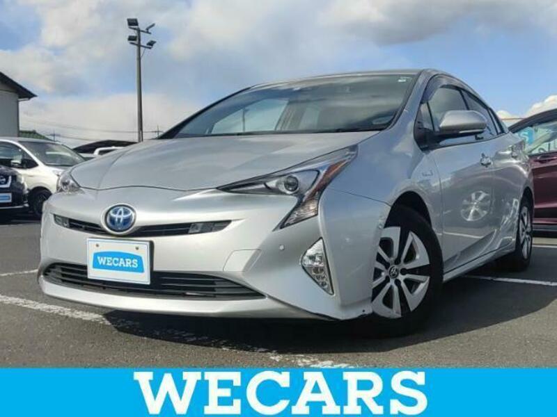 TOYOTA　PRIUS