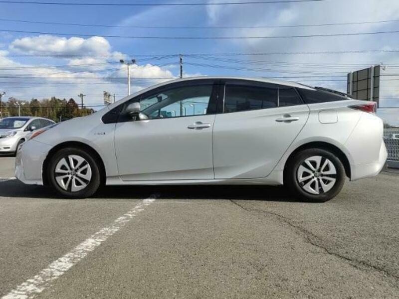 PRIUS-1