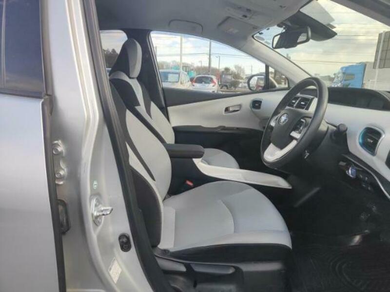 PRIUS-3