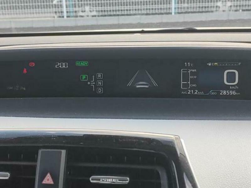 PRIUS-13