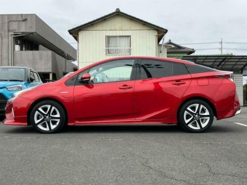 PRIUS-1