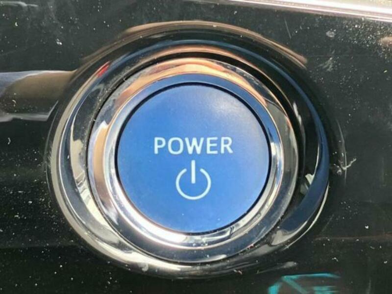 PRIUS-11