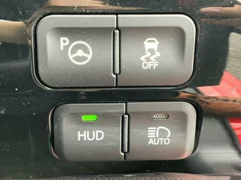PRIUS-13