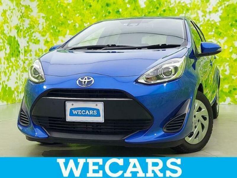 TOYOTA　AQUA