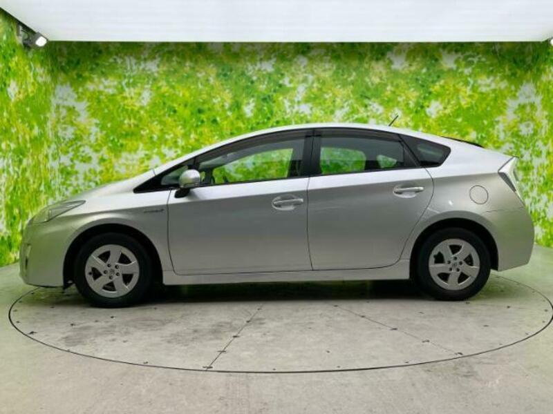 PRIUS-1