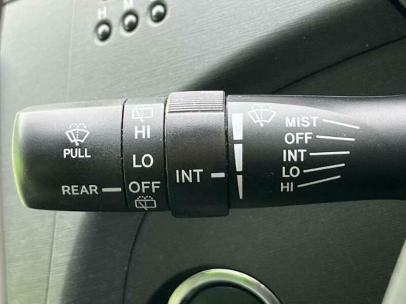 PRIUS-14