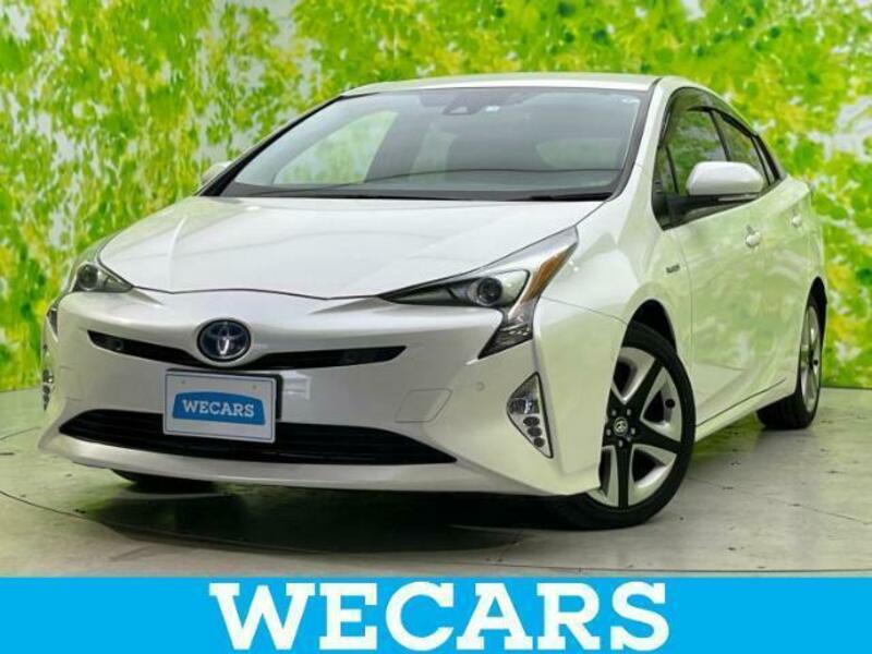 TOYOTA　PRIUS