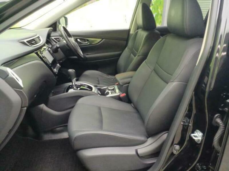 X-TRAIL-5