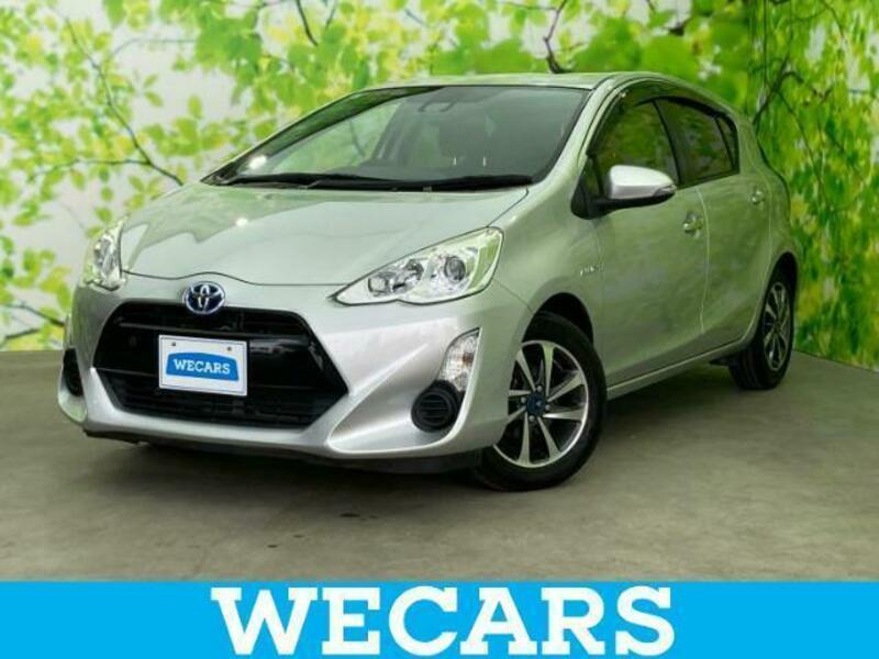 TOYOTA　AQUA