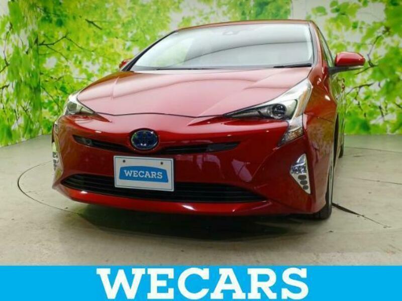 TOYOTA　PRIUS
