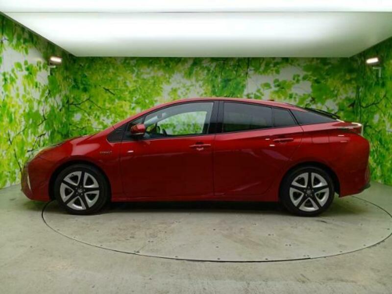 PRIUS-1