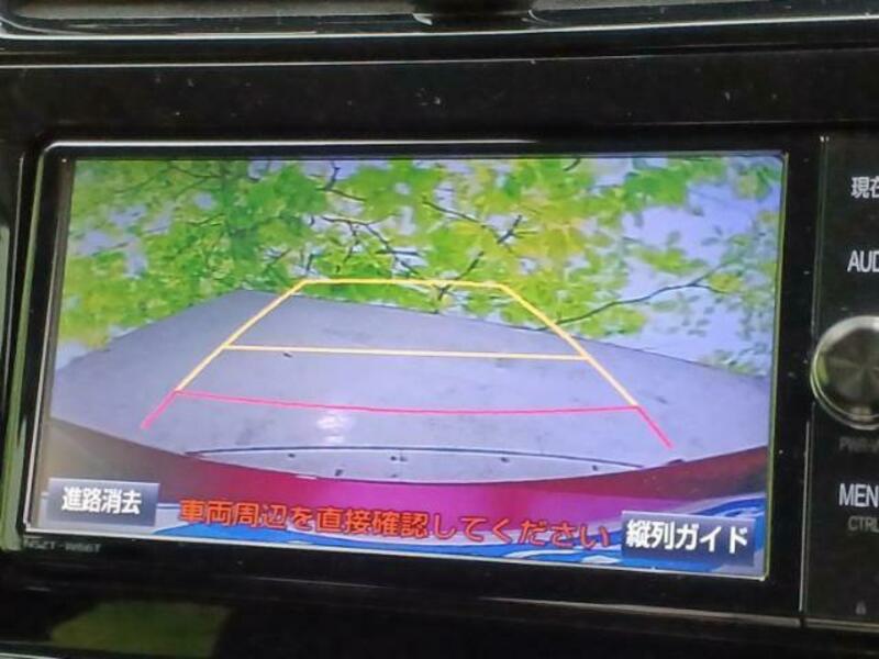 PRIUS-11