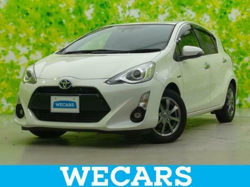 TOYOTA　AQUA