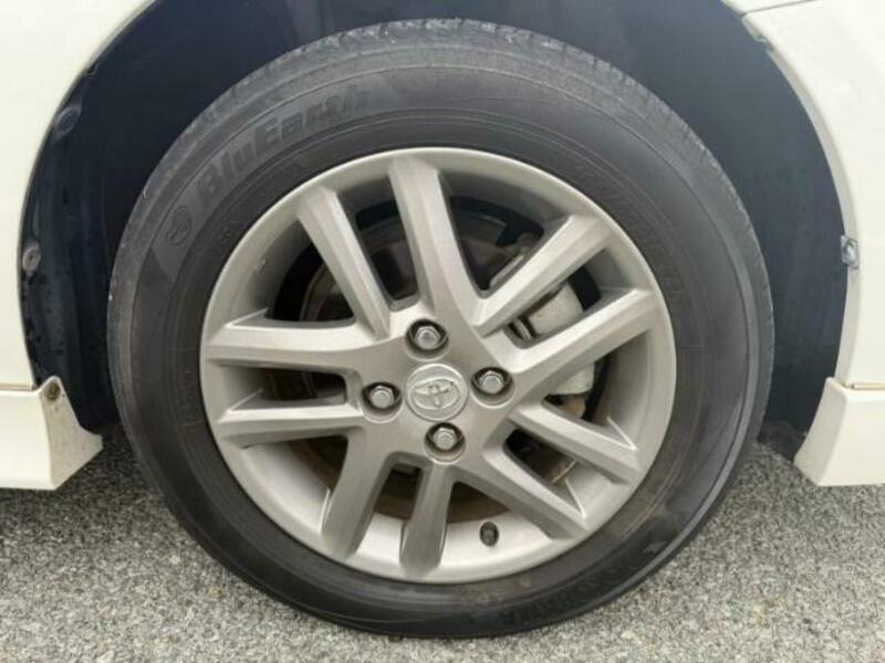 COROLLA FIELDER