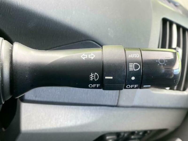 PRIUS-15