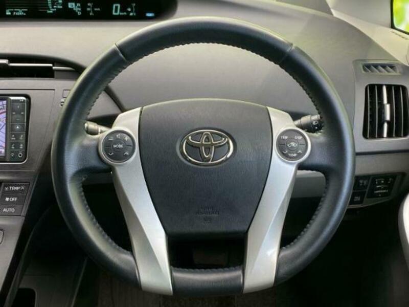 PRIUS-14