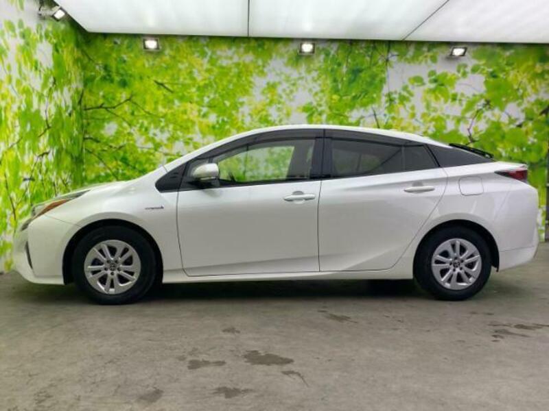 PRIUS-1