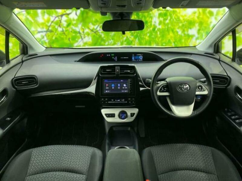 PRIUS-3