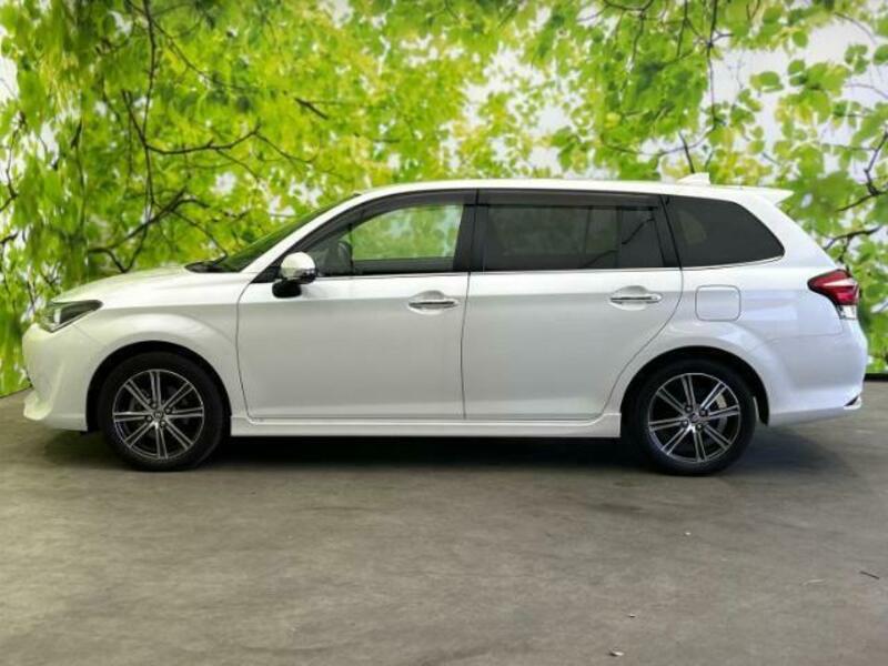 COROLLA FIELDER