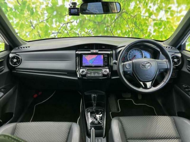 COROLLA FIELDER