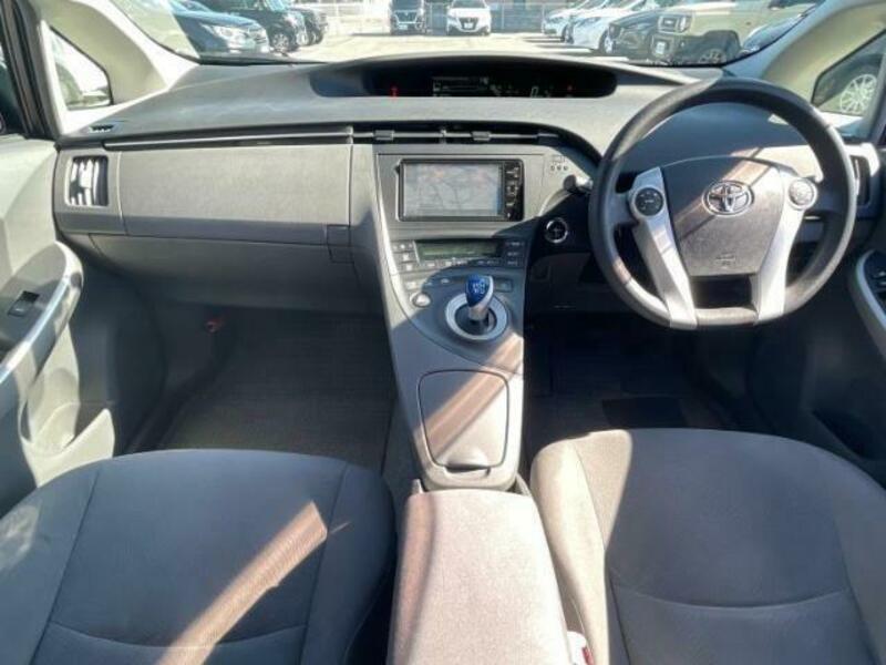 PRIUS-7