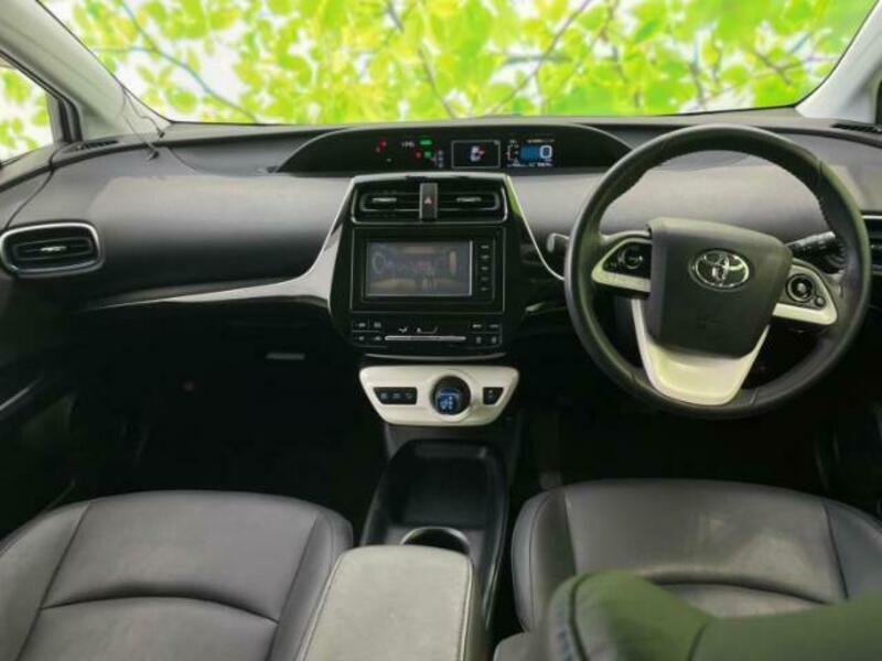 PRIUS-3