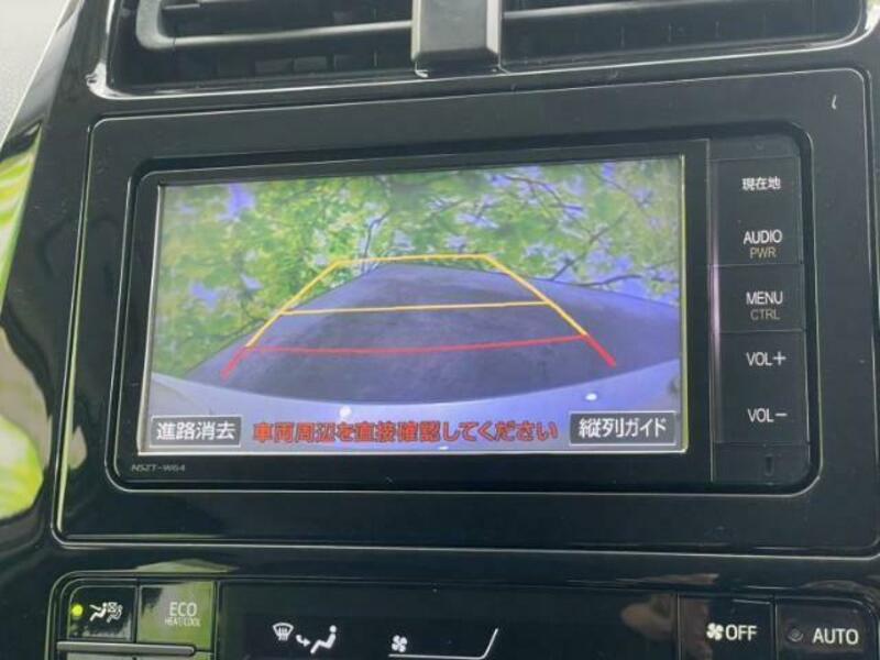 PRIUS-11