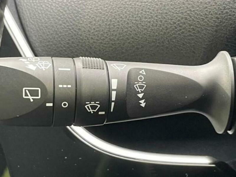 PRIUS-13