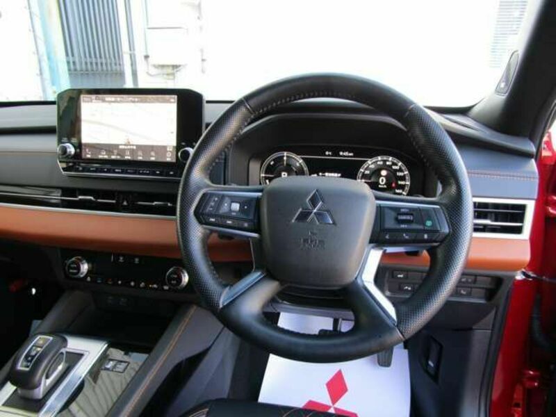 OUTLANDER PHEV