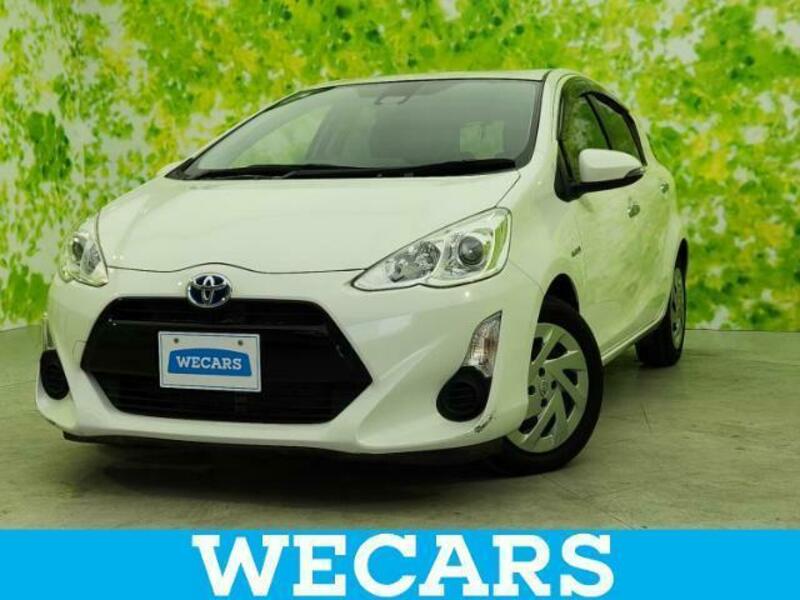 TOYOTA　AQUA