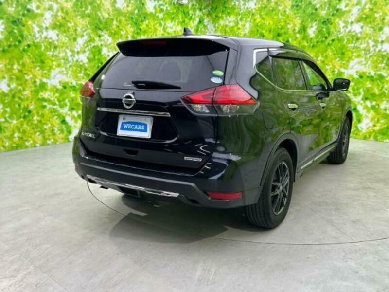 X-TRAIL-2