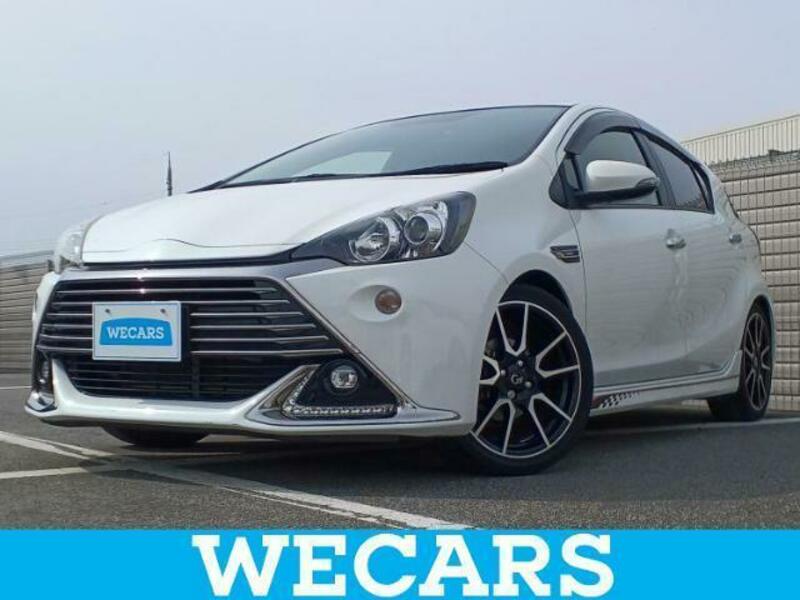 TOYOTA　AQUA
