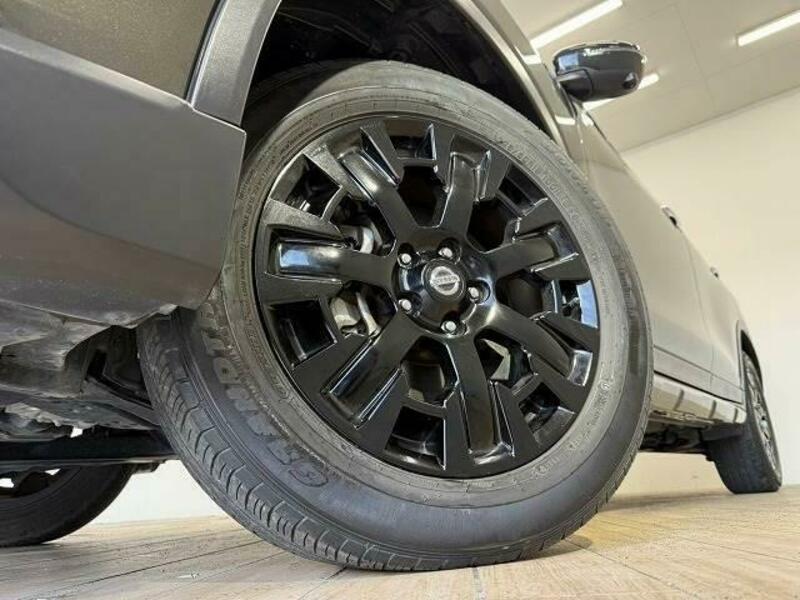 X-TRAIL-19