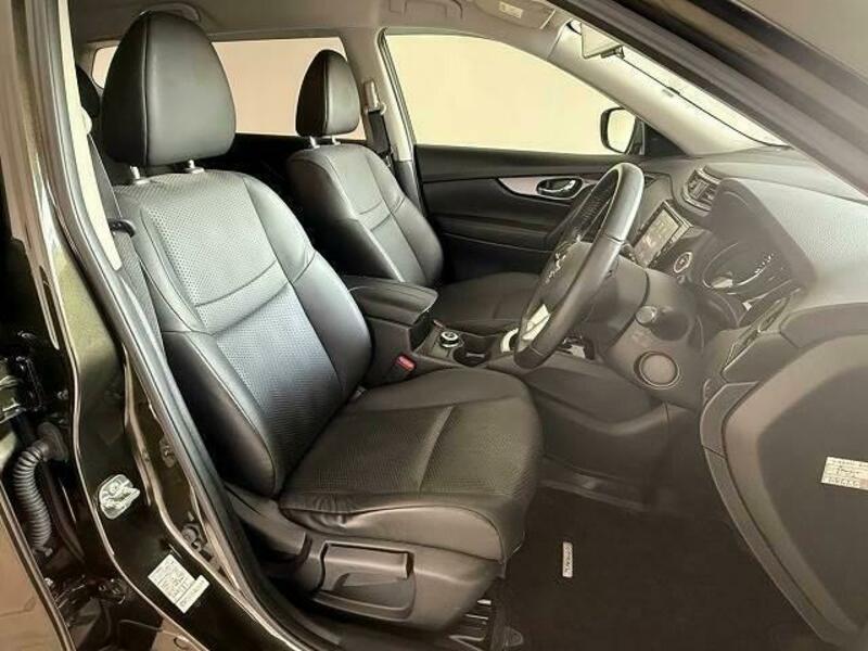 X-TRAIL-11