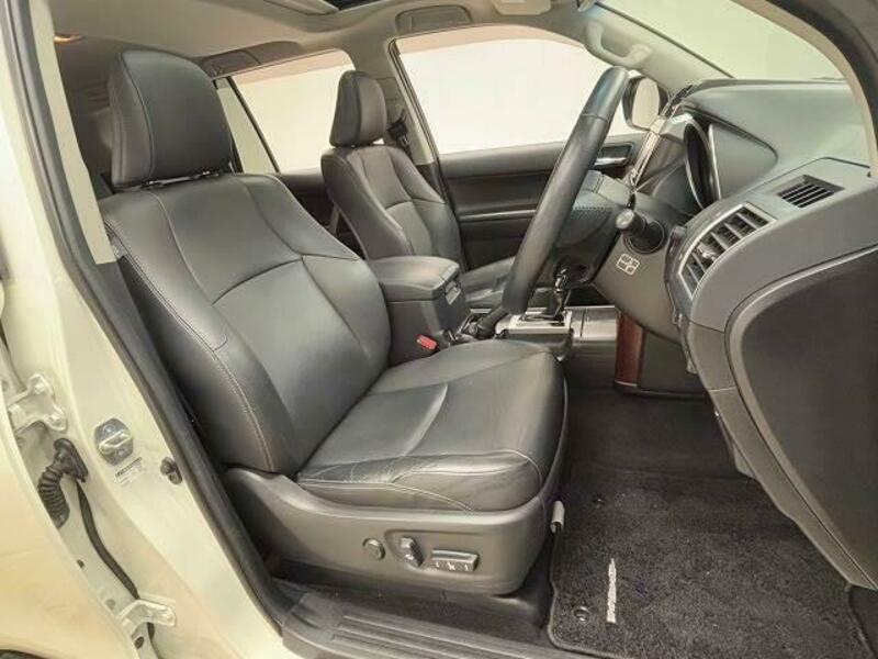 LAND CRUISER PRADO-4