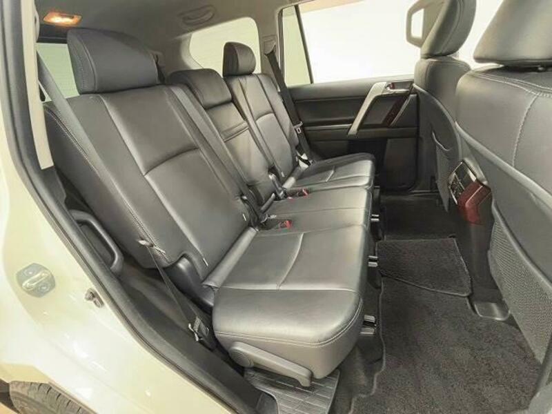 LAND CRUISER PRADO-5