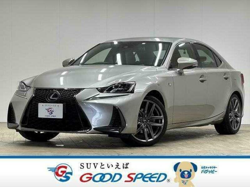 LEXUS　IS