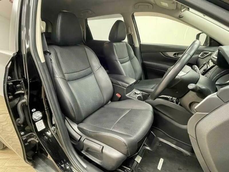 X-TRAIL-4