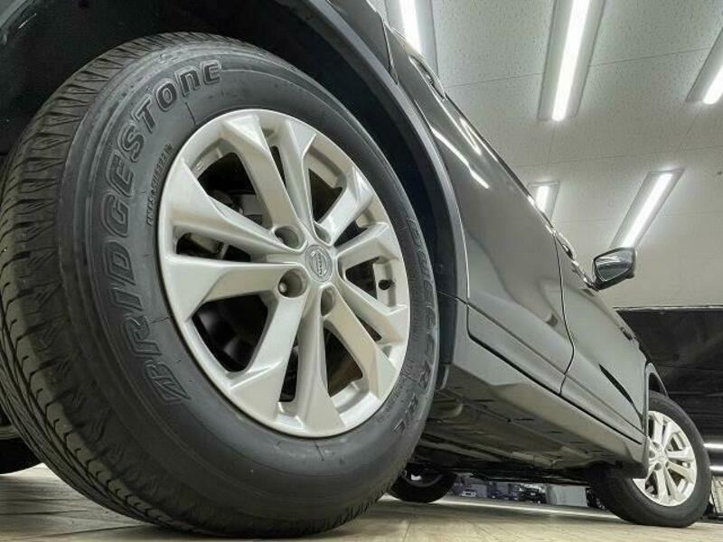 X-TRAIL-18