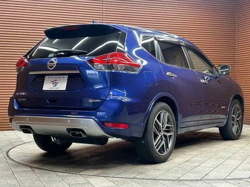 X-TRAIL-16