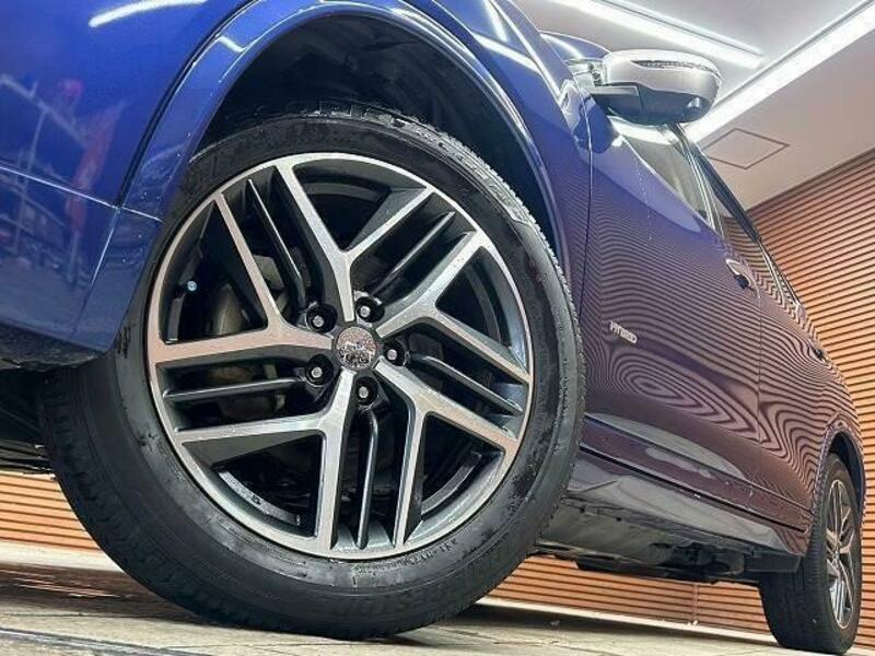 X-TRAIL-19