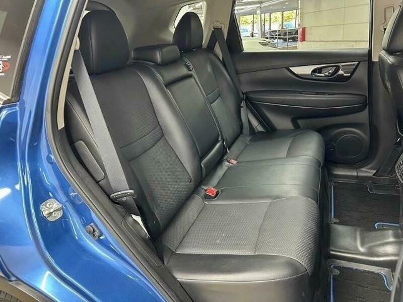 X-TRAIL-8