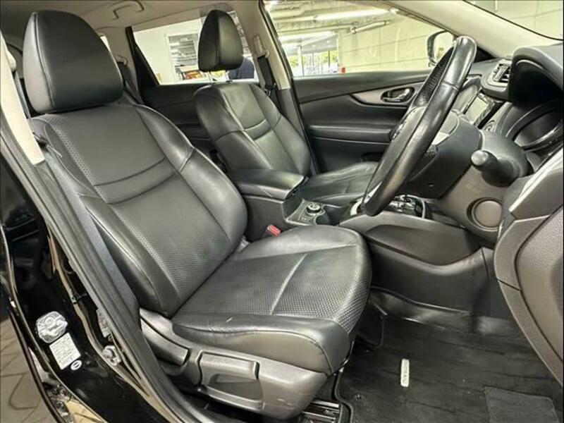X-TRAIL-7