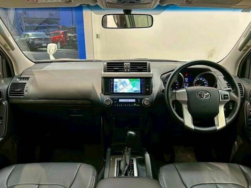 LAND CRUISER PRADO-1